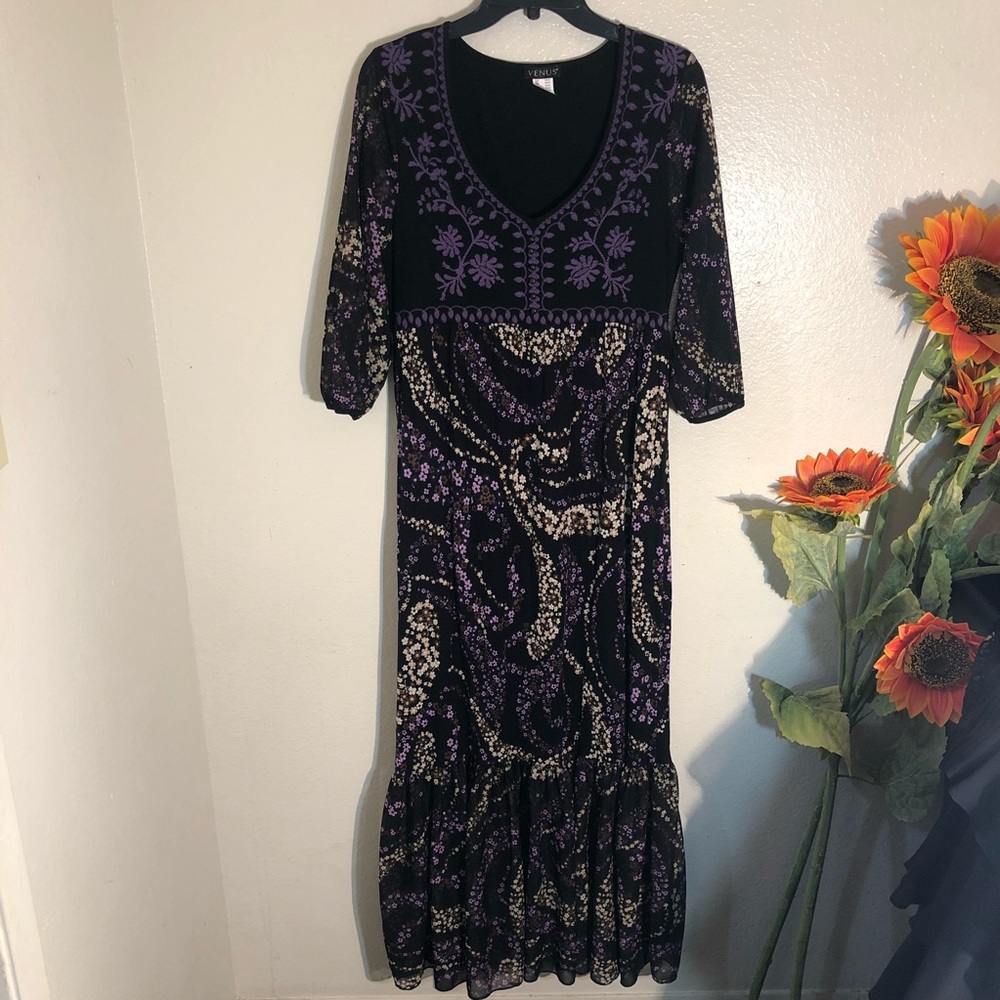 Beautiful vintage style Venus dress
